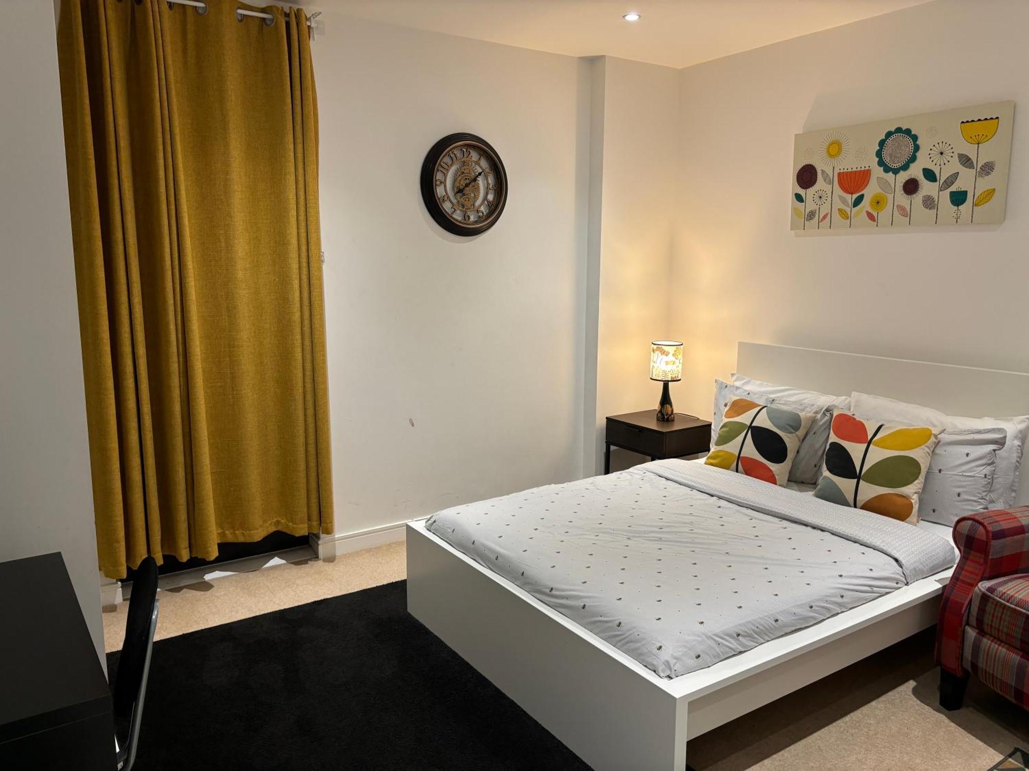 Modern En-Suite Room And Self Catering In لندن المظهر الخارجي الصورة